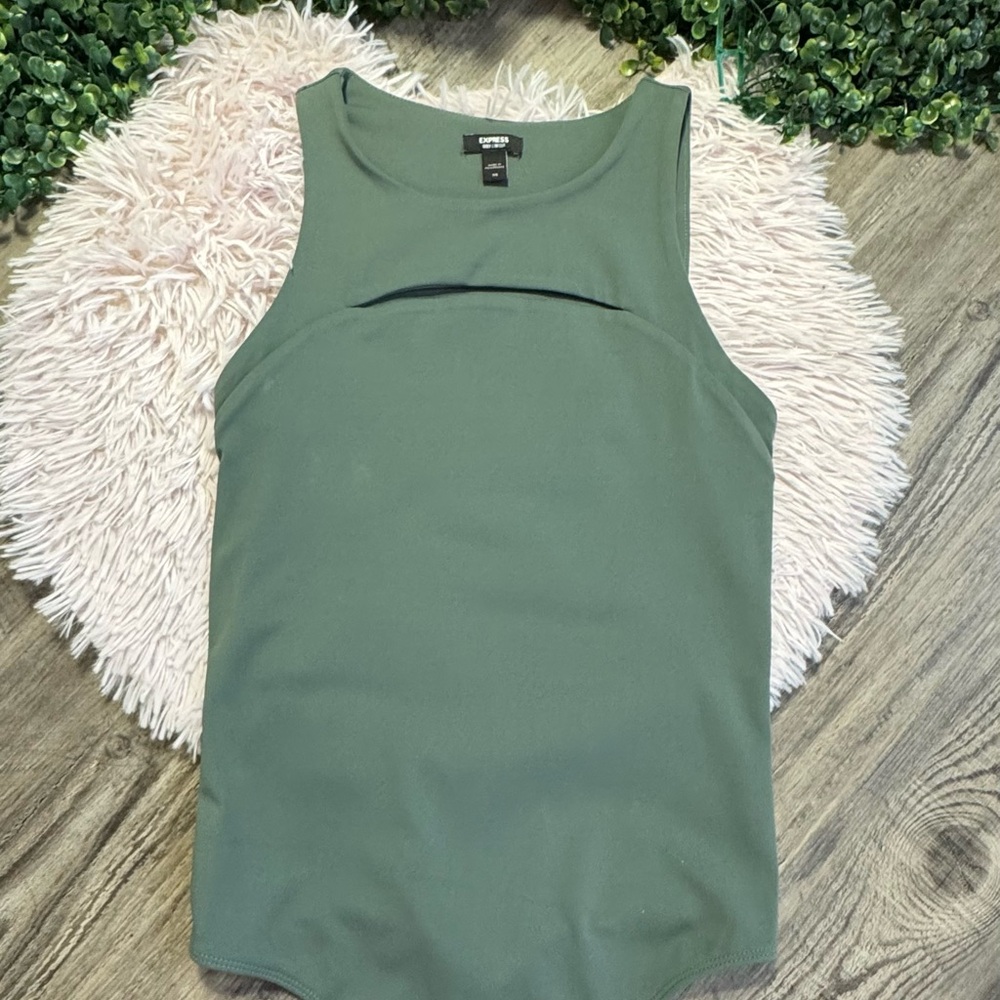 Women's Green Sleeveless Top